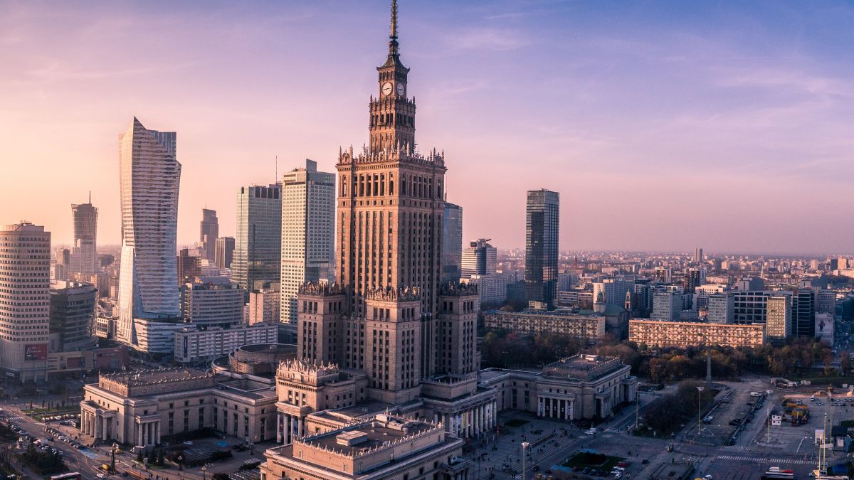 1 choroba. 10 000 żyć. PKiN rozbłyśnie na czerwono dla chorych na szpiczaka plazmocytowego