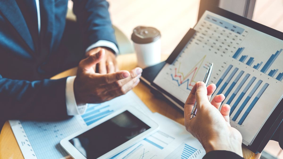 Sztuczna inteligencja w medycynie: zastosowania kliniczne, ryzyka i kierunki rozwoju