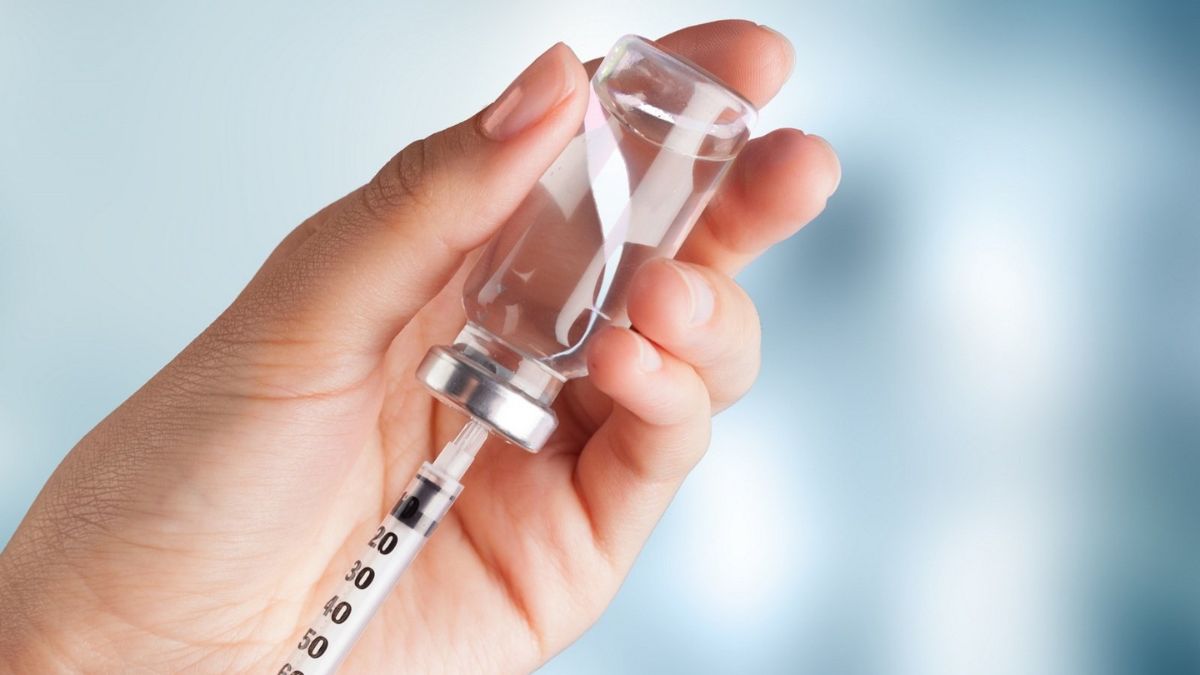 Reaktywacja wirusa ospy wietrznej i półpaśca oraz skuteczność szczepienia rekombinowaną...