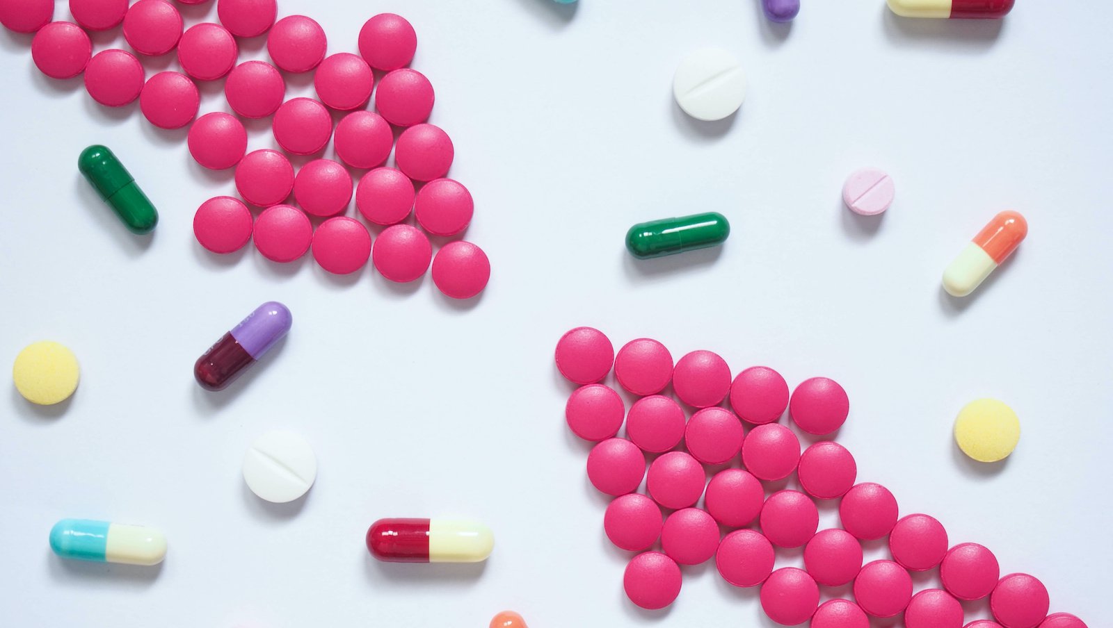 Nowe terapie, nowe dylematy — interakcje między midostauryną i pozakonazolem