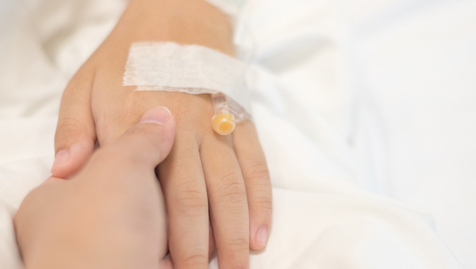 Obecność mierzalnej choroby resztkowej po dwóch cyklach chemioterapii przewiduje...