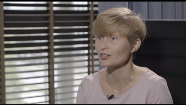 Dr n. hum. Justyna Korzeniewska: wsparcie psychologiczne młodych dorosłych przy wznowie choroby nowotworowej