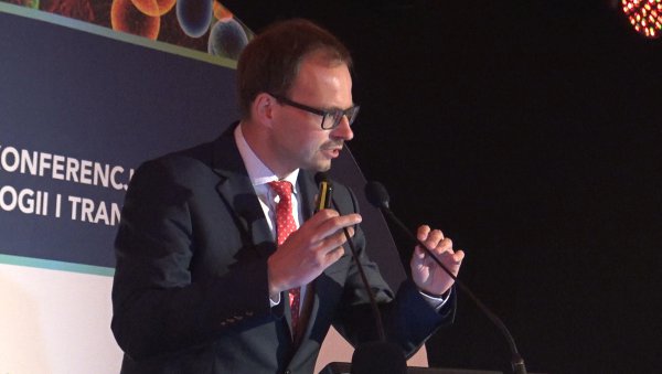 Eksperci: nowotwory krwi są coraz częściej chorobami przewlekłymi