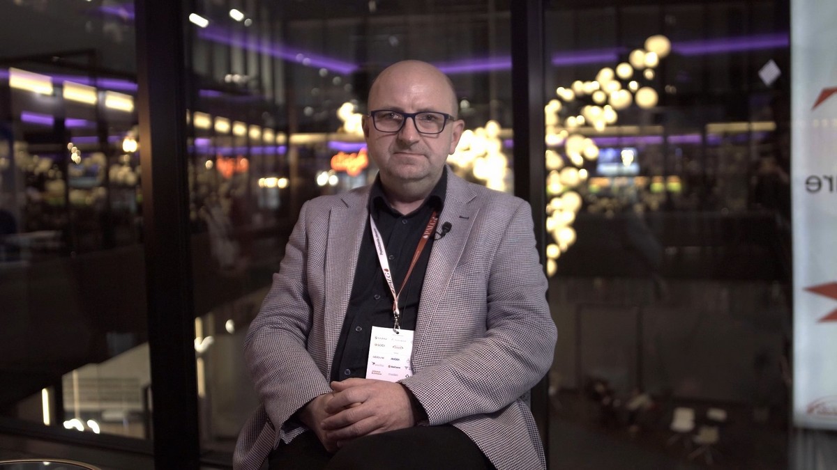 Dr Tomasz Gromek: "Nasz oddział jest w stanie zapewnić kompleksową opiekę pacjentom wymagającym transplantacji szpiku"