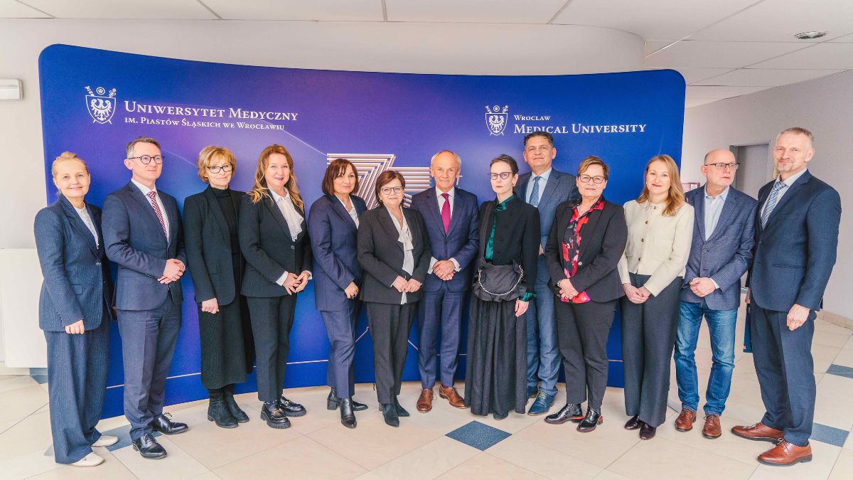 Minister zdrowia z wizytą we Wrocławiu – rozmowy o inwestycjach, kształceniu kadr...