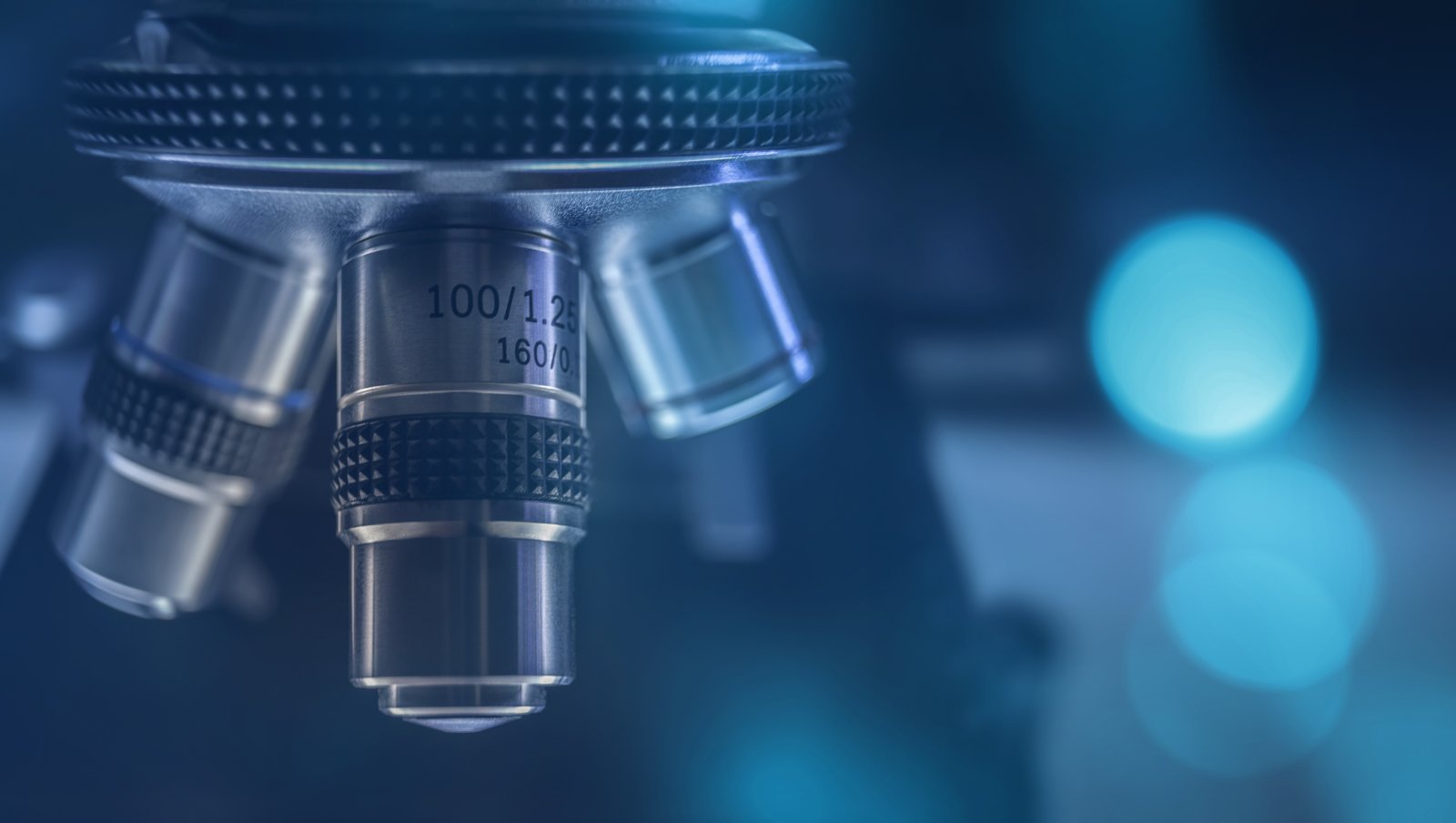 Leczenie indukujące ibrutynibem z rytuksymabem przed zastosowaniem R-hiper-CVAD u młodszych chorych na chłoniaka z komórek płaszcza – wyniki badania 2. fazy