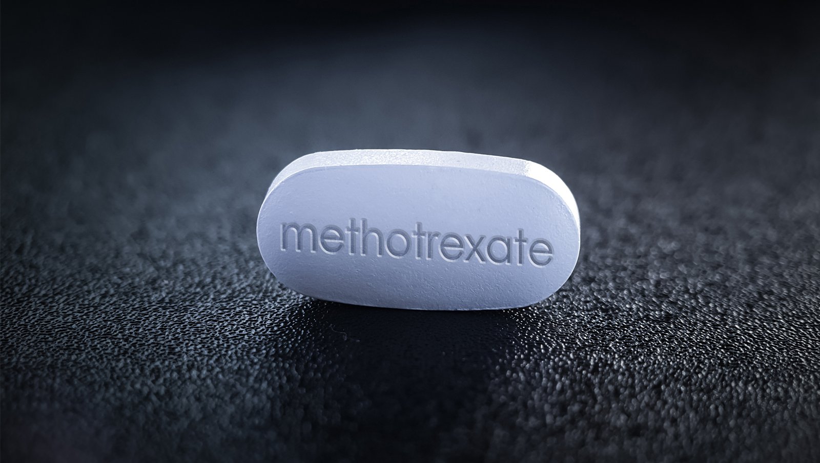 Wysokie dawki metotreksatu w profilaktyce zajęcia CNS w DLBCL: wpływ terminu podania na toksyczność i opóźnienia w podawaniu R-CHOP