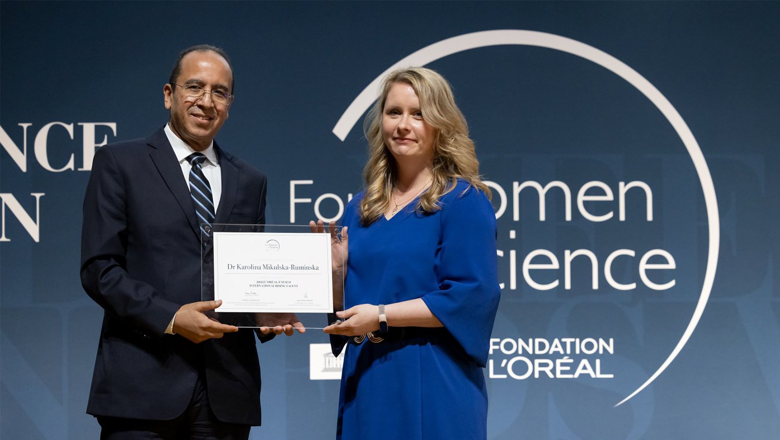 Dr Karolina Mikulska-Rumińska z międzynarodową nagrodą For Women in Science International Rising Talents!