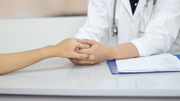 „Pacjenci leczeni z powodu szpiczaka plazmocytowego - doświadczenia i oczekiwania...