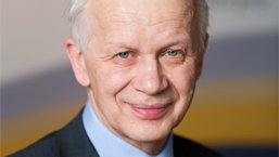 Prof. Wiesław Jędrzejczak: pacjenci ze szpiczakiem żyją coraz dłużej