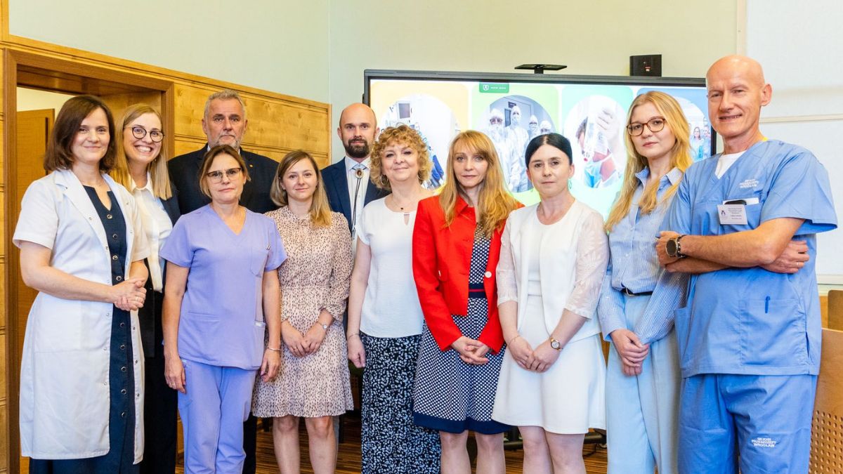 Uniwersytet Medyczny we Wrocławiu wprowadza akademicką terapię CAR-T w leczeniu...