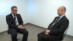 Rozmowa prof. Krzysztofa Giannopoulosa z prof. Tadeuszem Robakiem podczas XXVI Zjazdu PTHiT w Szczecinie