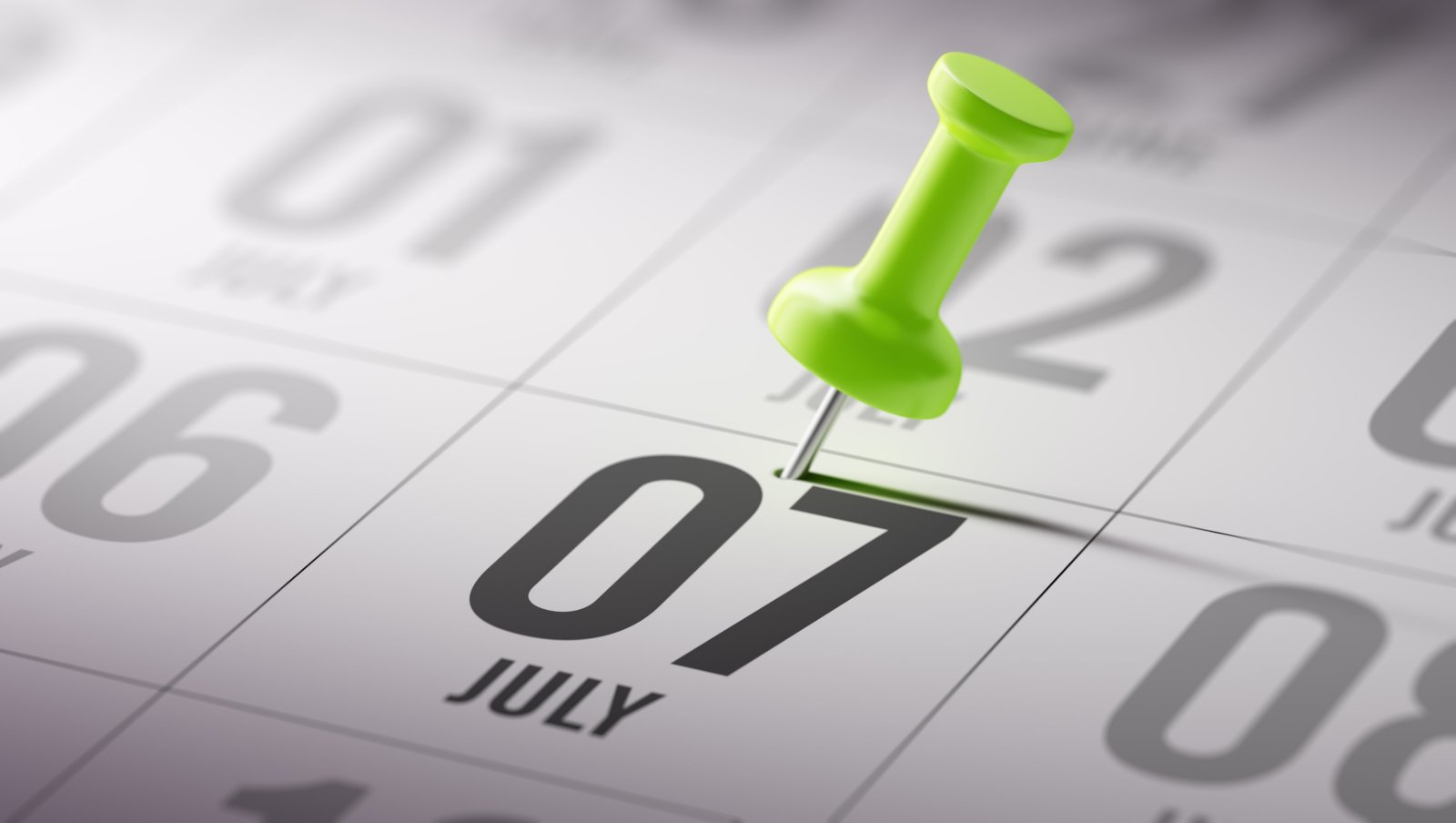 7-dniowy schemat azacytydyny poprawia przeżycie i zmniejsza ryzyko transformacji białaczkowej w porównaniu ze schematem AZA-5