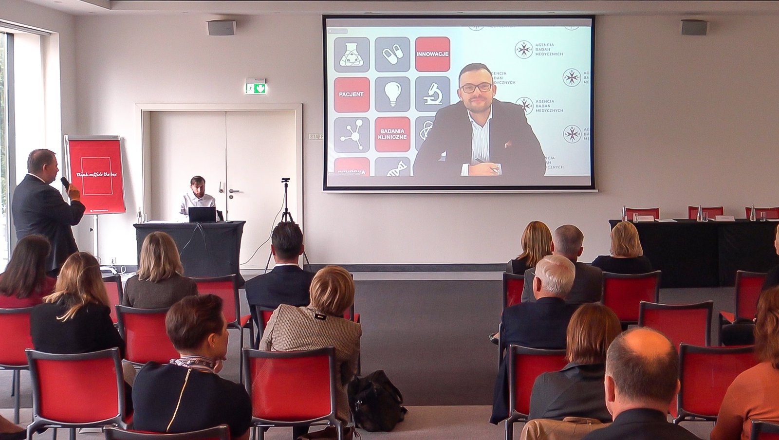 Onkologia dziecięca w Polsce mimo pandemii ani na chwilę nie przestała działać | Relacja z Sympozjum PTOiHD w ramach obchodów Złotego Września