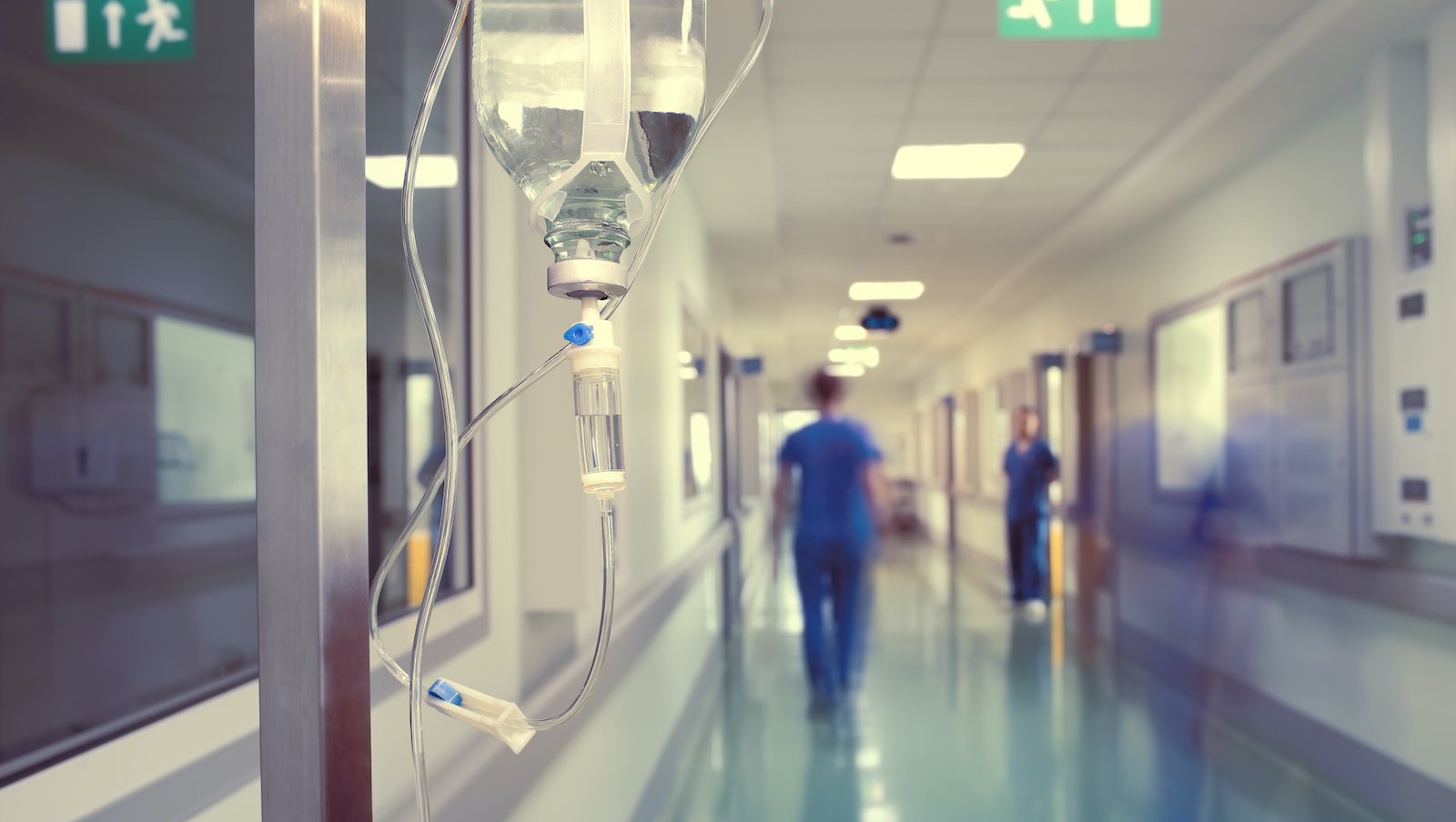 Łóżka hematologiczne obłożone w ponad 100 proc. „Trzeba odciążyć szpitale"