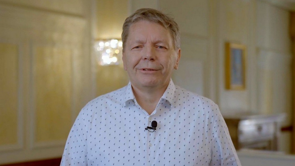 Prof. Jacek Treliński o typowych objawach zakrzepowej plamicy małopłytkowej