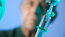 Wiek i choroby współistniejące w istotny sposób wpływają na rokowanie u chorych na zespoły mielodysplastyczne