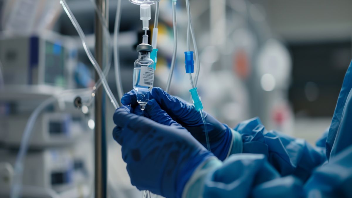 Dożylny wlew takrolimusu w bolusie podawanym dwa razy dziennie: Bezpieczny i skuteczny...