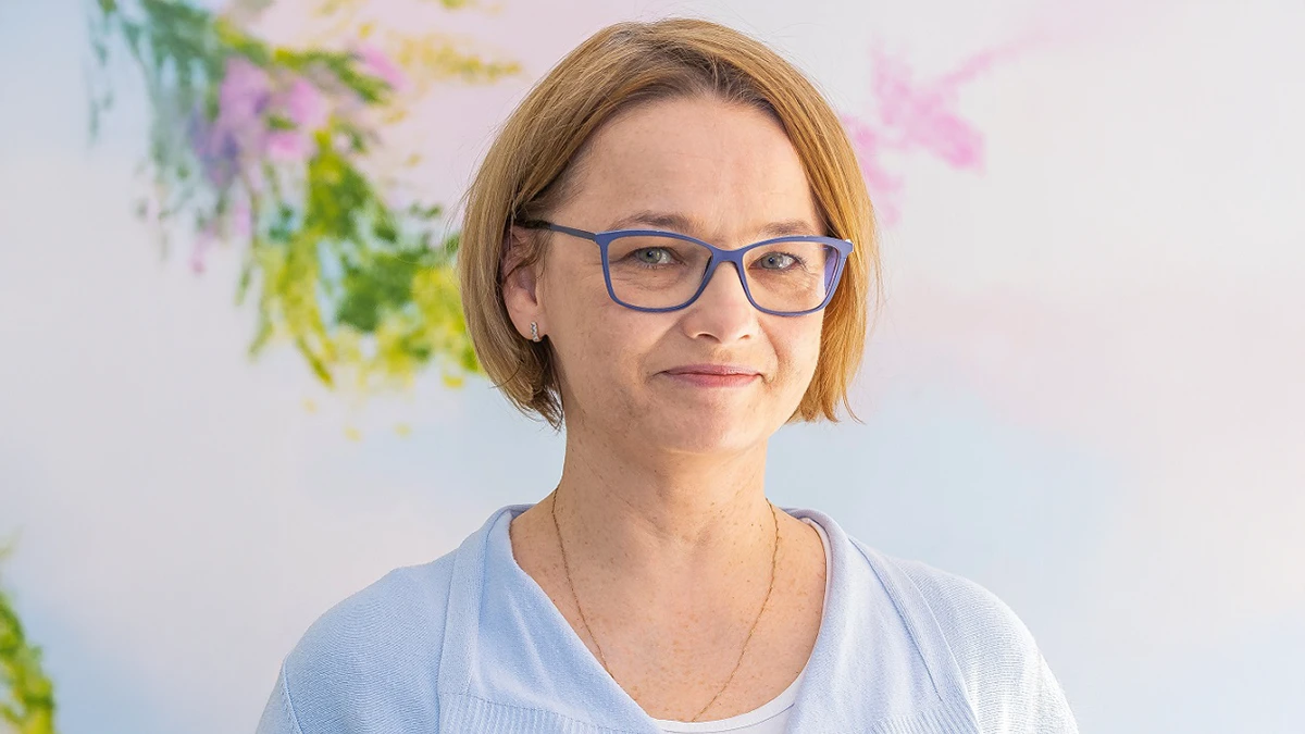 Zróżnicowany obraz kliniczny dwóch przypadków Zespołu Hiper IgE (STAT3-HIES): przebiegi choroby, patogeneza i wnioski kliniczne