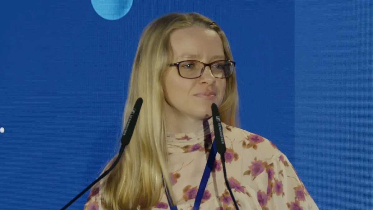 Indywidualne podejście do pacjenta z mielofibrozą. Prezentacja przypadku