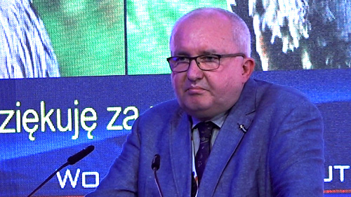 Jakie korzyści dla chorych z SAA daje możliwość zastosowania eltrombopagu?